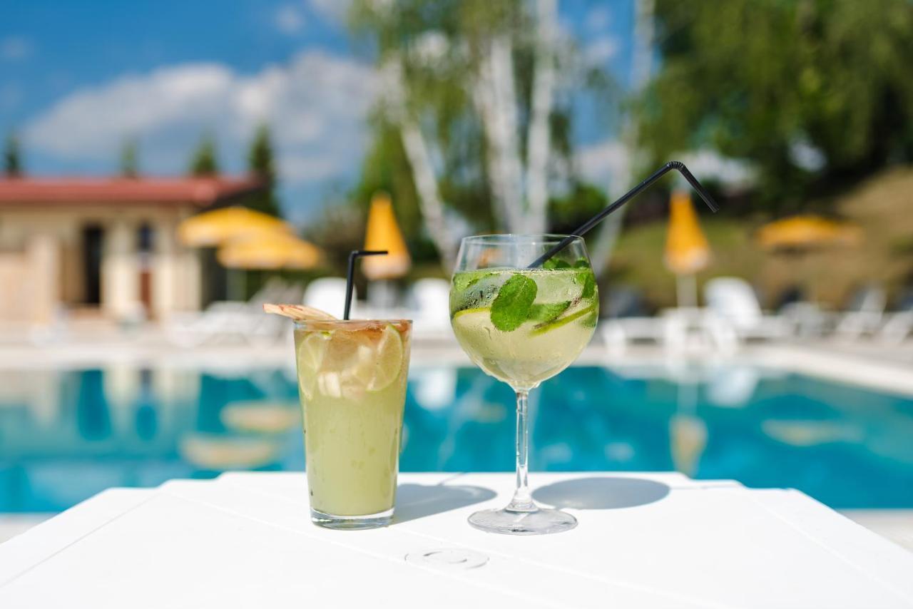 La Mesteceni & Loc Cu Stari De Bine, Spa Adult Only Sălicea Exterior foto